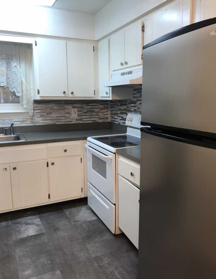 6 Ellen Heath Drive - Photo 3 of 7