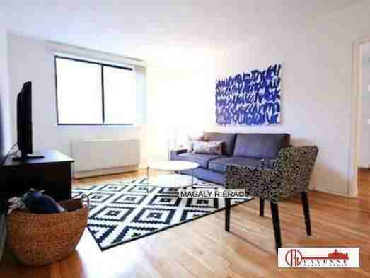 East 85th Street #MR70