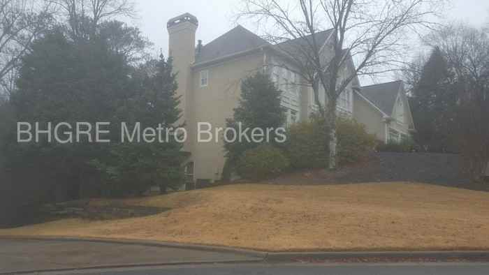 1555 Highview Pines Pass - Photo 3 of 3