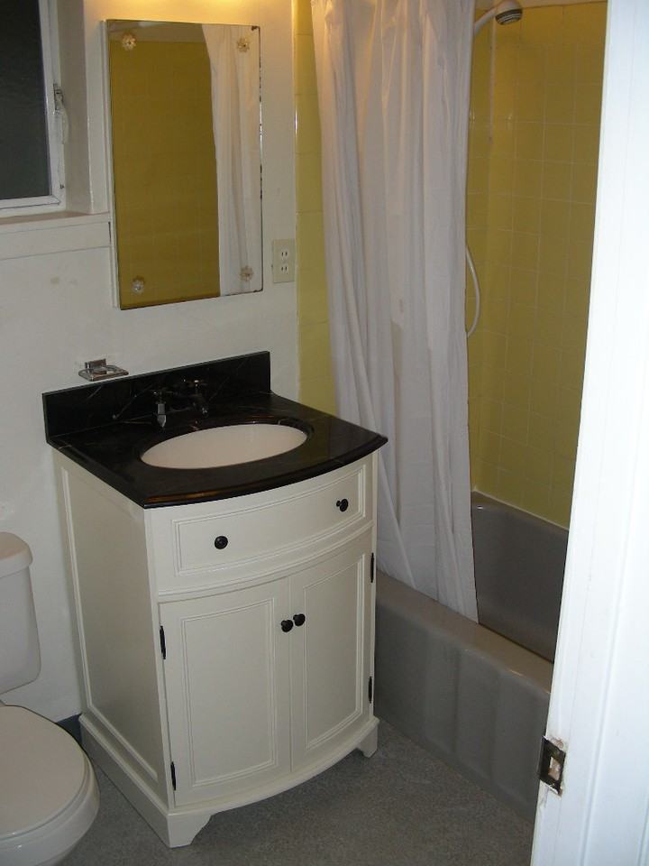 1533 Lincoln Ave #2 - Photo 2 of 8