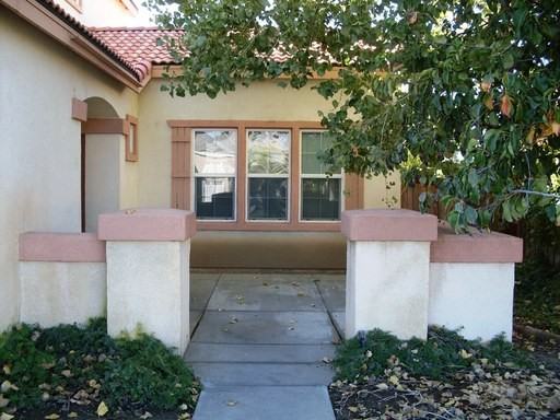 284 Quiet Ct - Photo 2 of 15