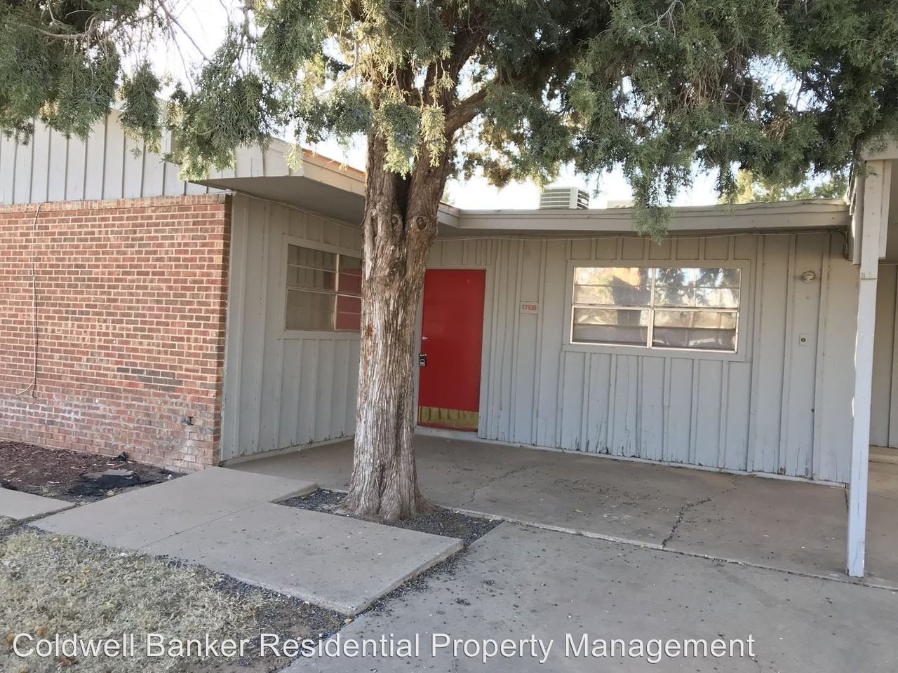 1710 Elkhart - Photo 2 of 5