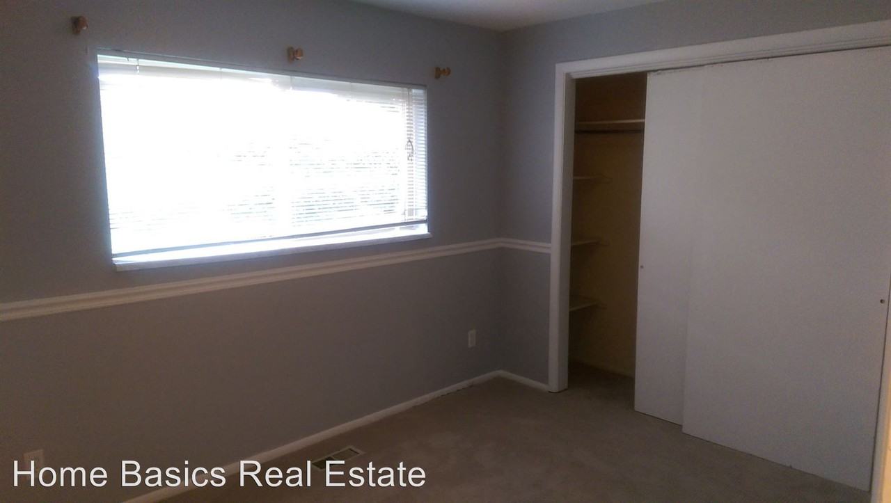 1464 N Amiron Way #B - Photo 2 of 4