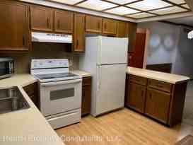 7301 Pine Grv Dr  