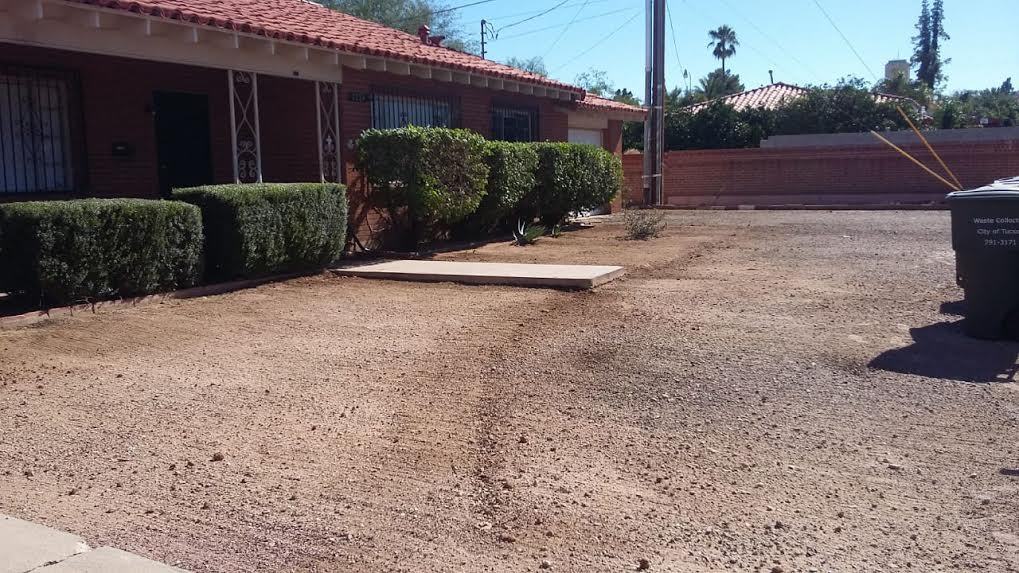 1724 N Campbell Ave - Photo 2 of 18