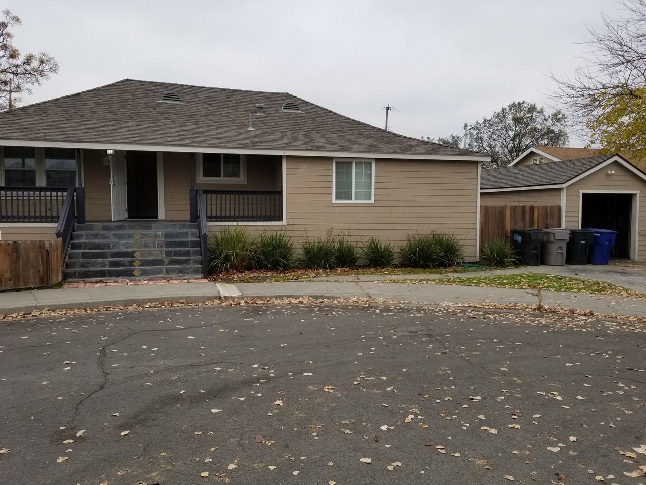 3901 Palmetto St - Photo 2 of 11