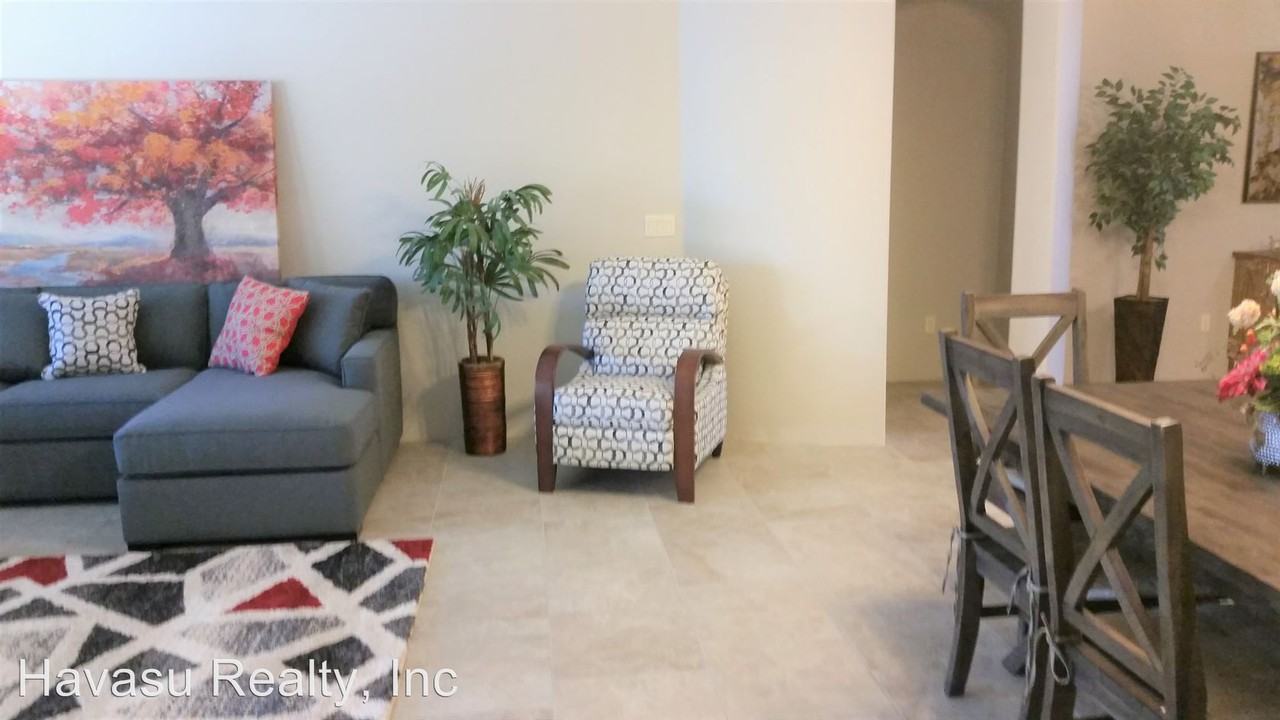 1784 E Savannah Bend - Photo 3 of 16