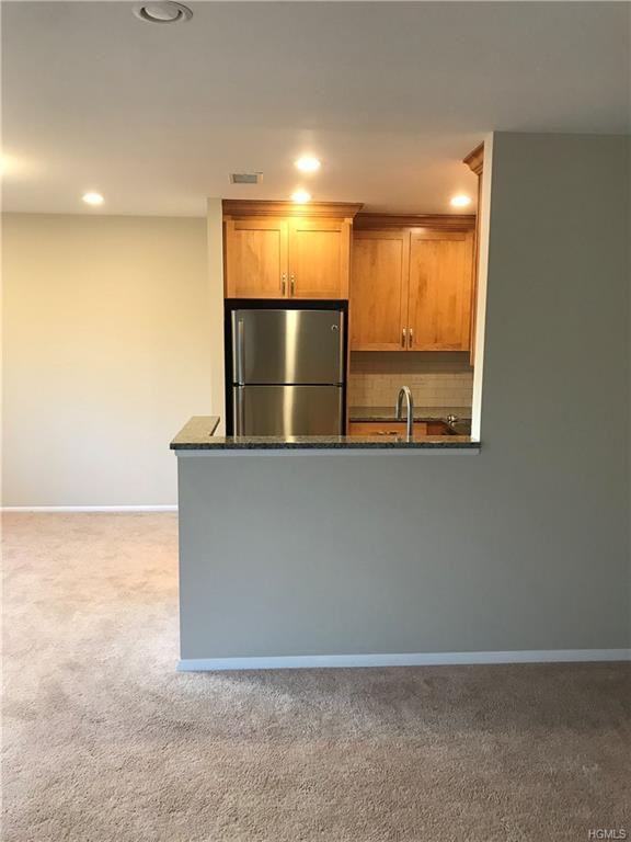 132J Columbia Ct - Photo 3 of 20