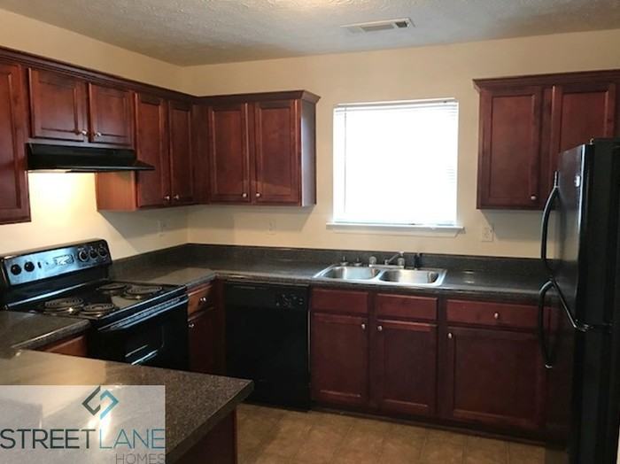6864 Amethyst Ave - Photo 2 of 12