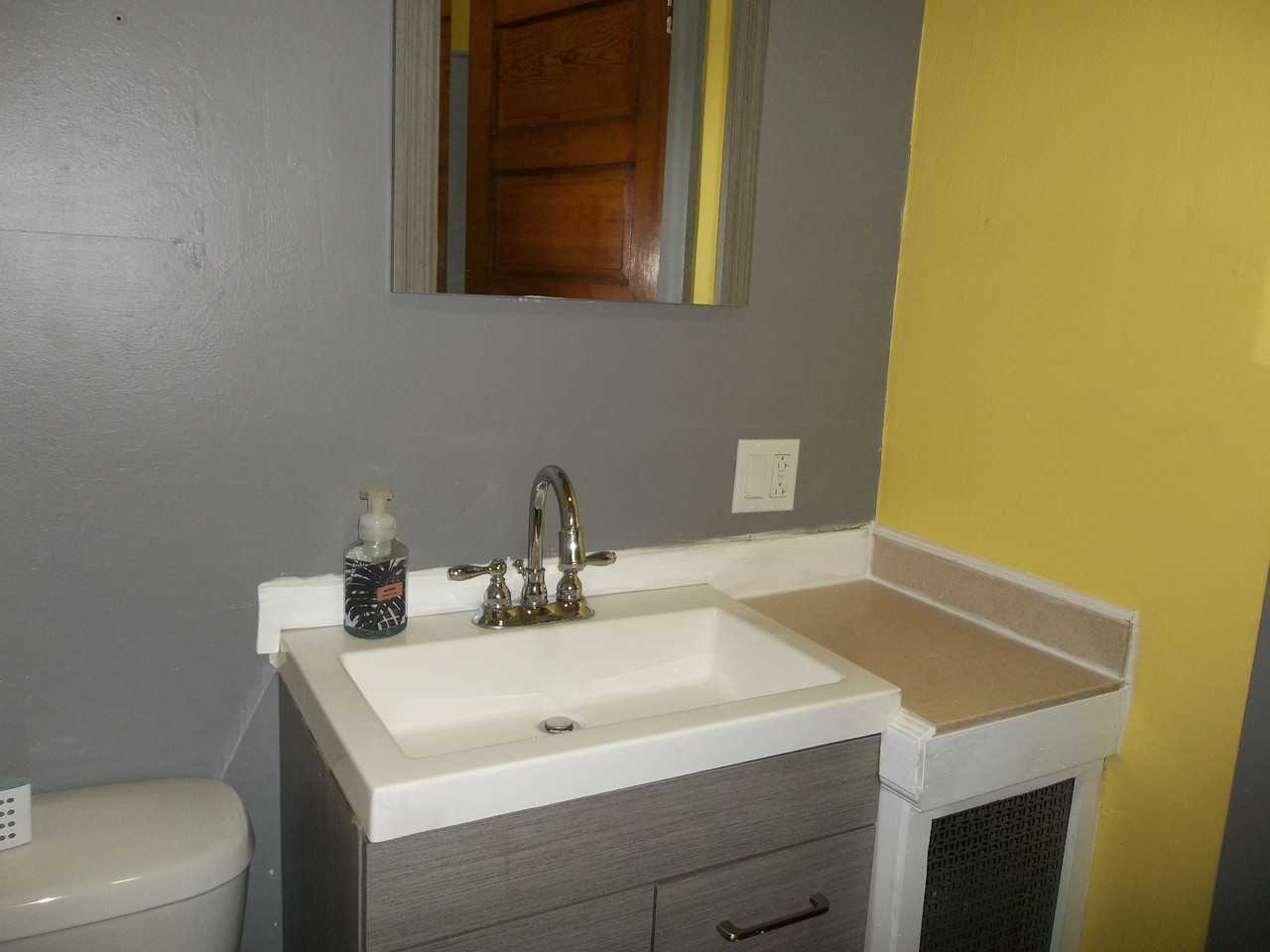 1309 Valley Road - Photo 2 of 9