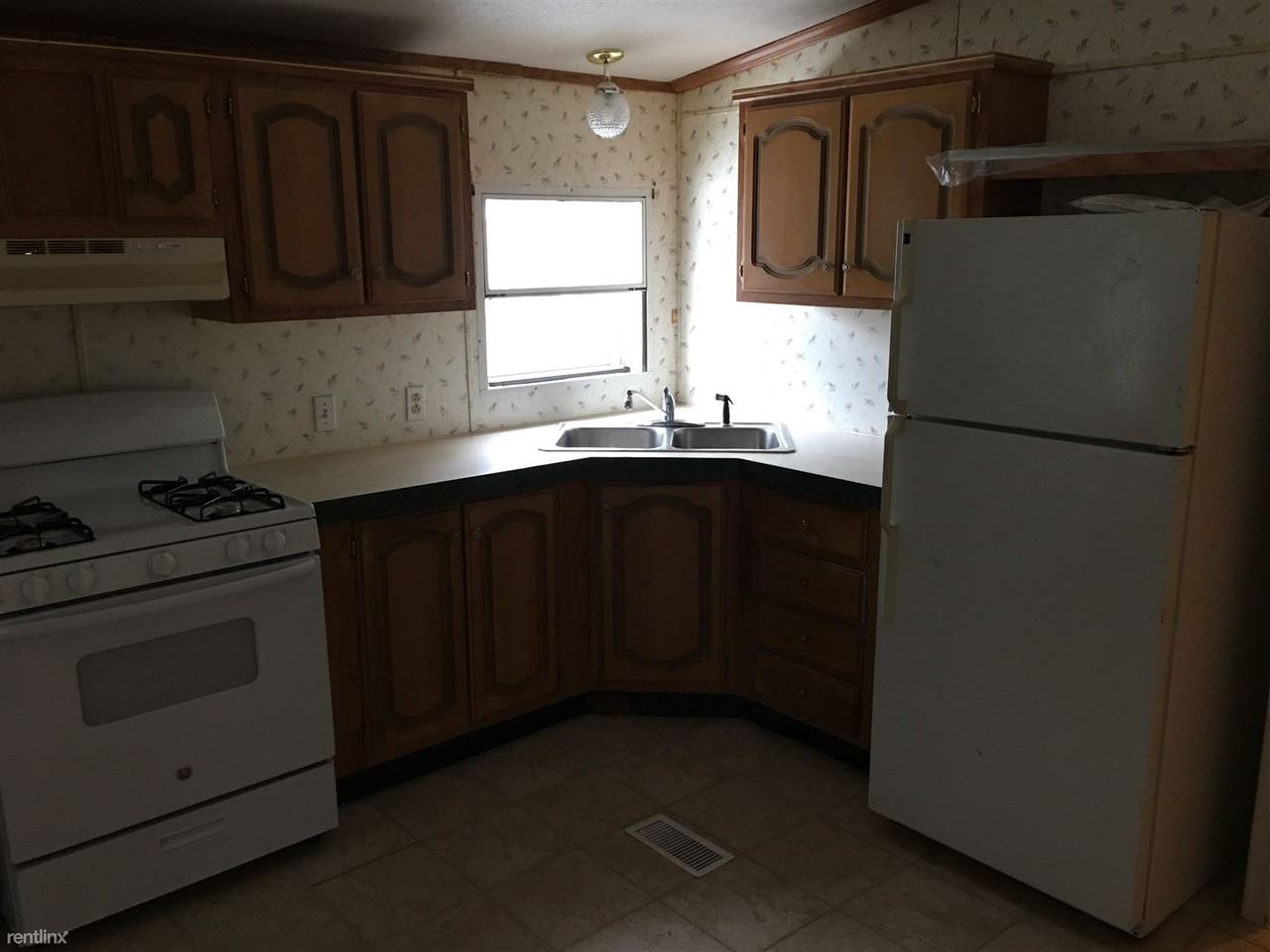 306 Alexia Ln - Photo 3 of 6