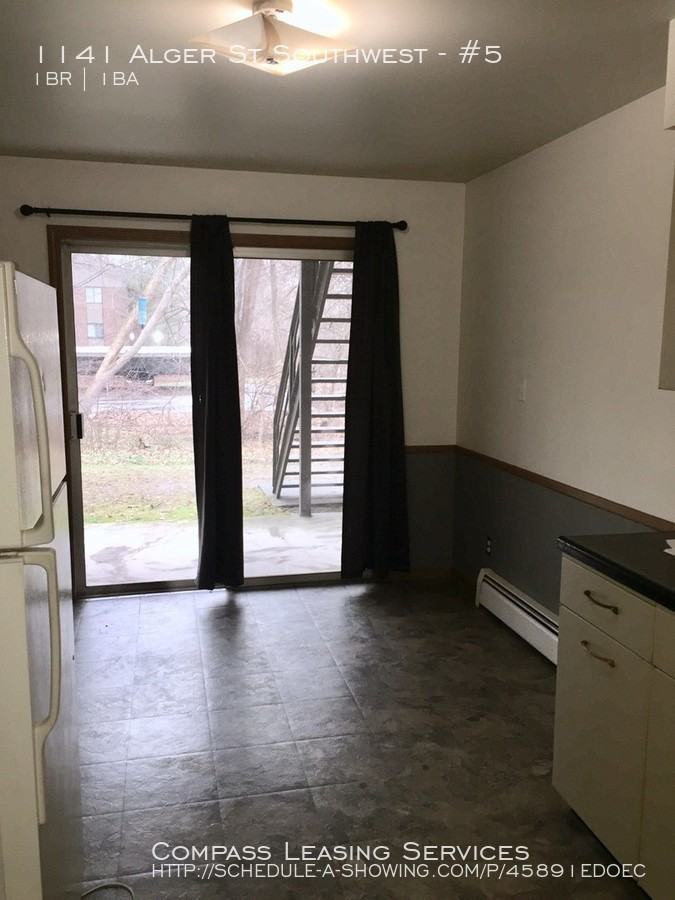 1141 Alger St SW #5 - Photo 2 of 9