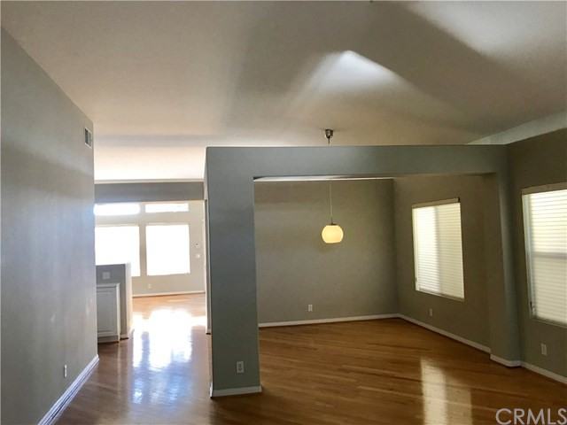 2850 Signal Pointe - Photo 2 of 17