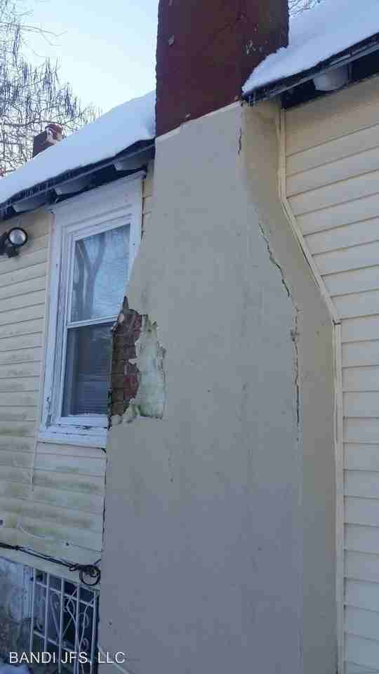404 Chestnut Ave - Photo 2 of 16