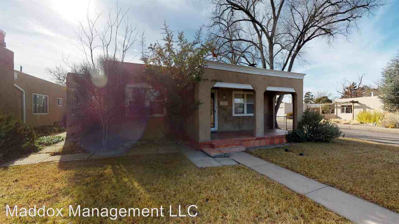 1701 Ridgecrest Dr SE - Photo 2 of 42