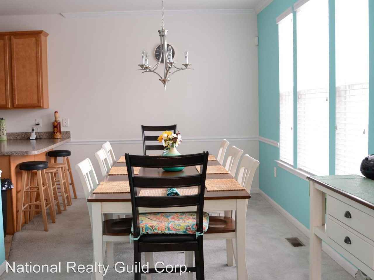 2 Thomasson Ct - Photo 3 of 15