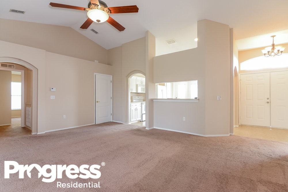 8407 Greystone Dr - Photo 3 of 15