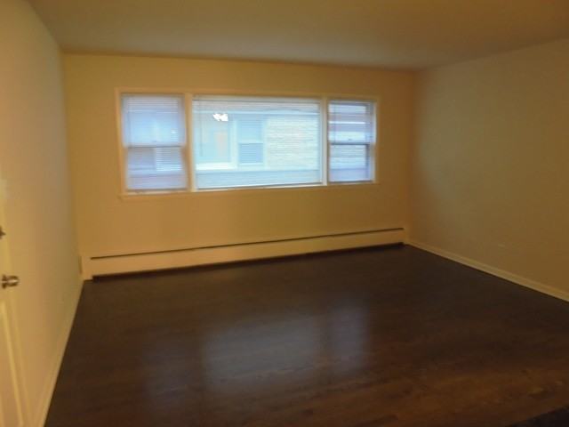 837 Lathrop Ave #1W - Photo 3 of 22