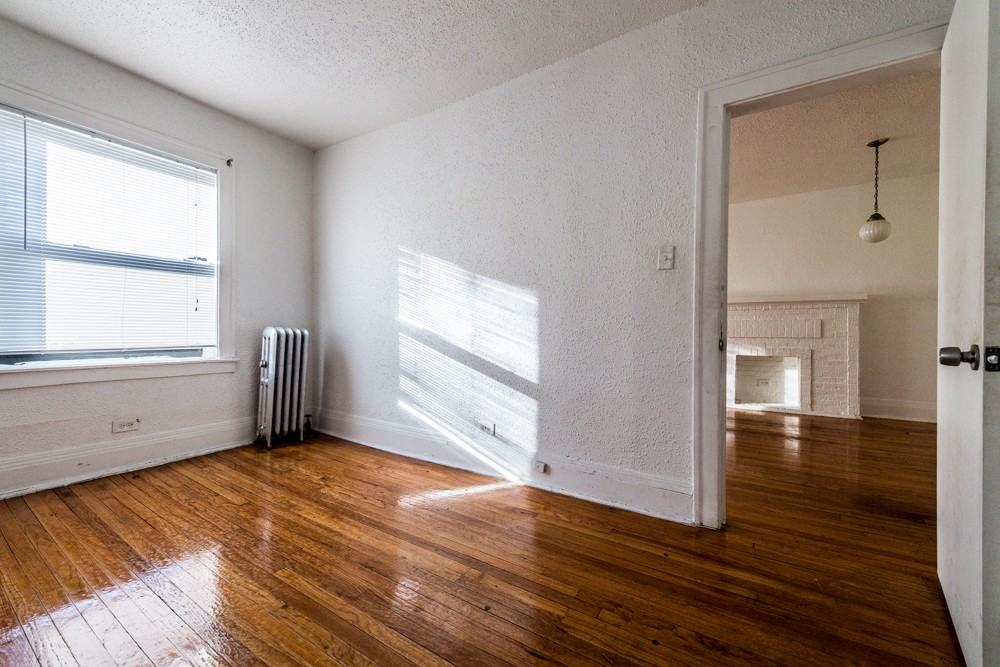 7549-59 S Yates Blvd - Photo 3 of 9