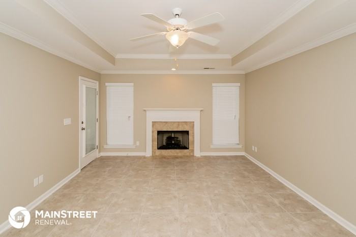 4252 Fieldstone Way - Photo 3 of 15