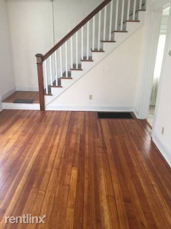 56 Overland St - Photo 2 of 8