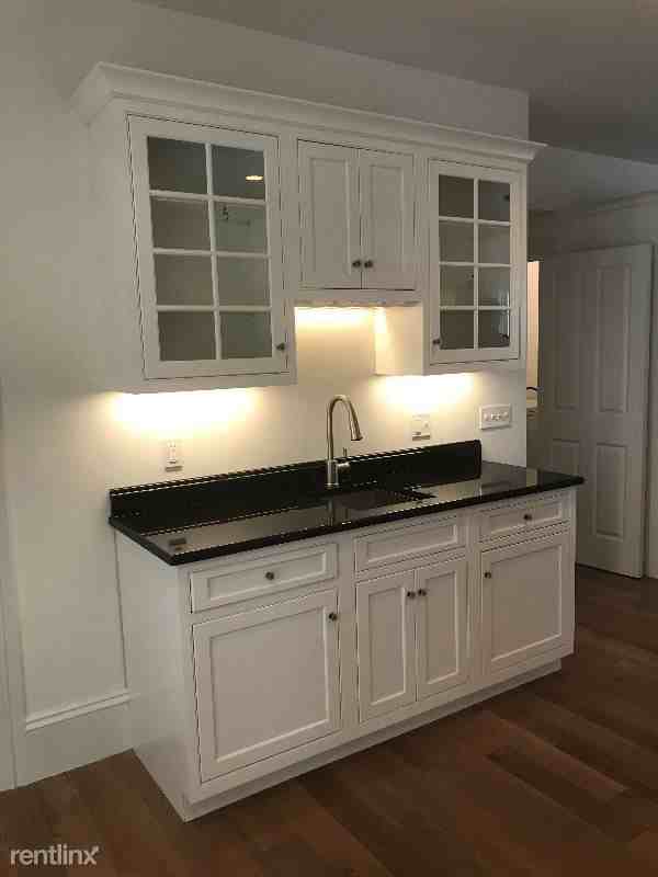 18 Broadway - Photo 2 of 9