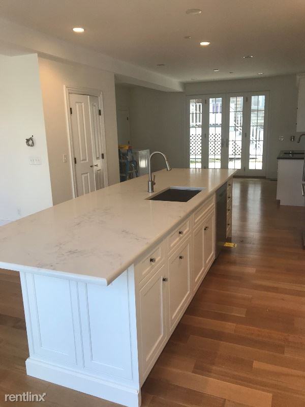 18 Broadway - Photo 3 of 9