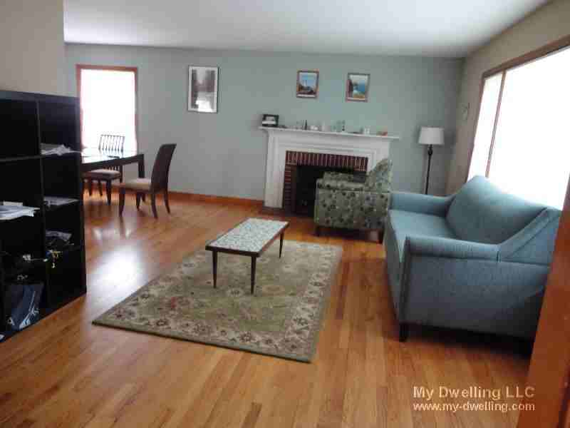 4672 N Ardmore Ave - Photo 3 of 16