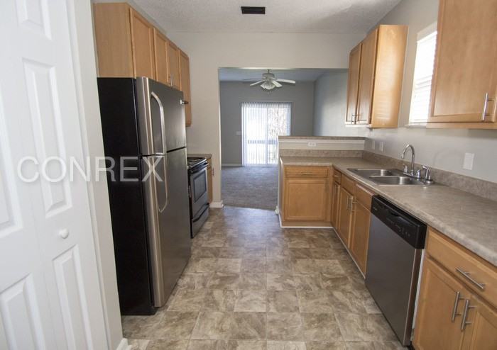 303 Bassett Loop - Photo 3 of 8