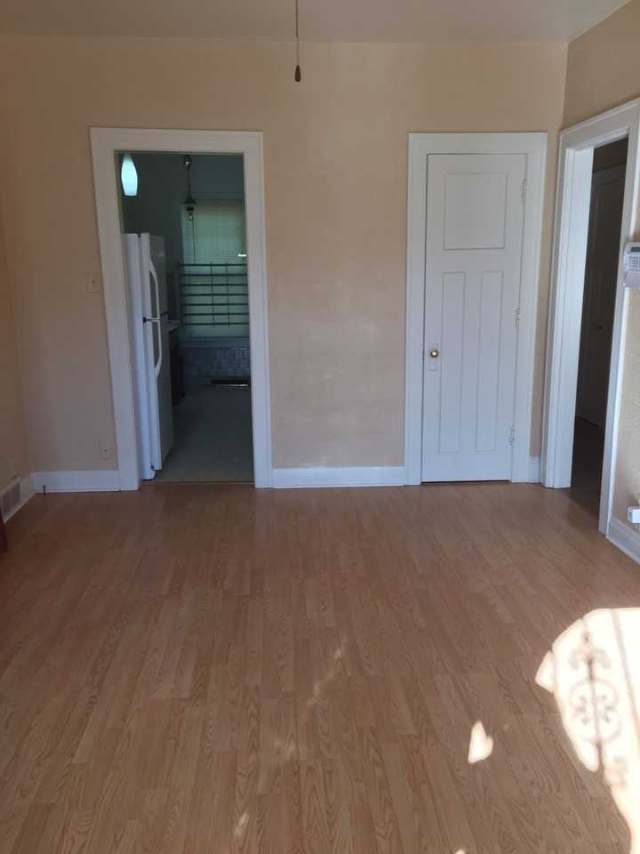 5641 E 5th Pl - Photo 2 of 9