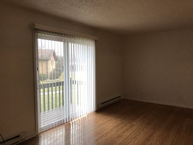 11631 Roberts St 5 - Photo 2 of 7