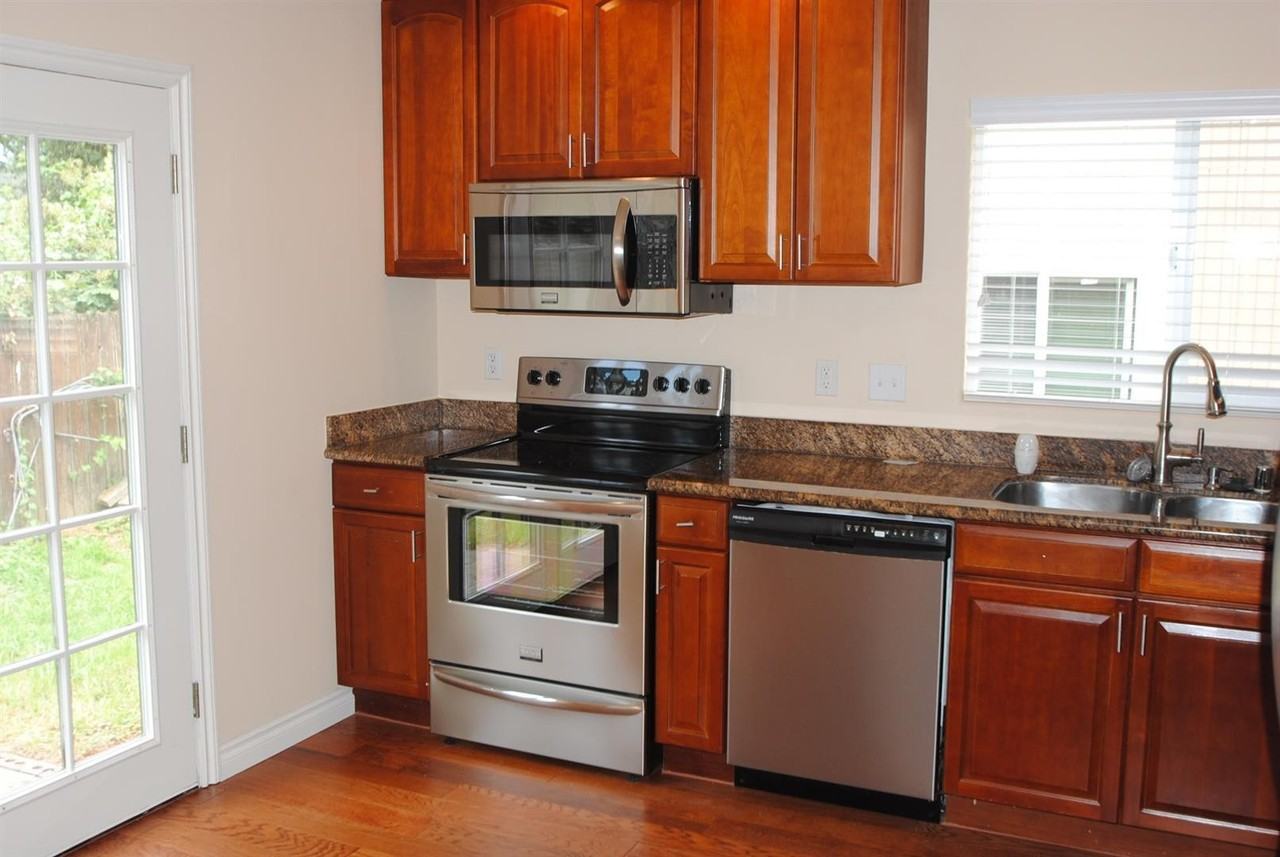 12227 47th Ave S - Photo 3 of 16