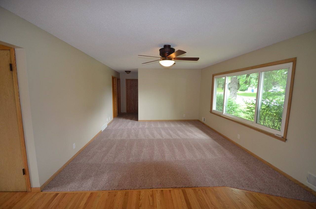 113 River Edge Way NE - Photo 2 of 6