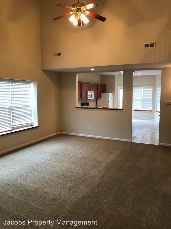 3248 Wind River Cir - Photo 2 of 17