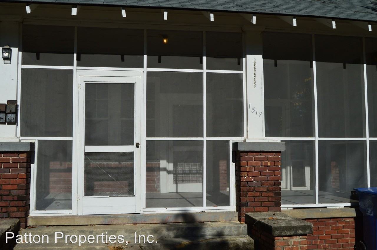 1315/1317 Summerville Avenue Inside CoC - Photo 3 of 26