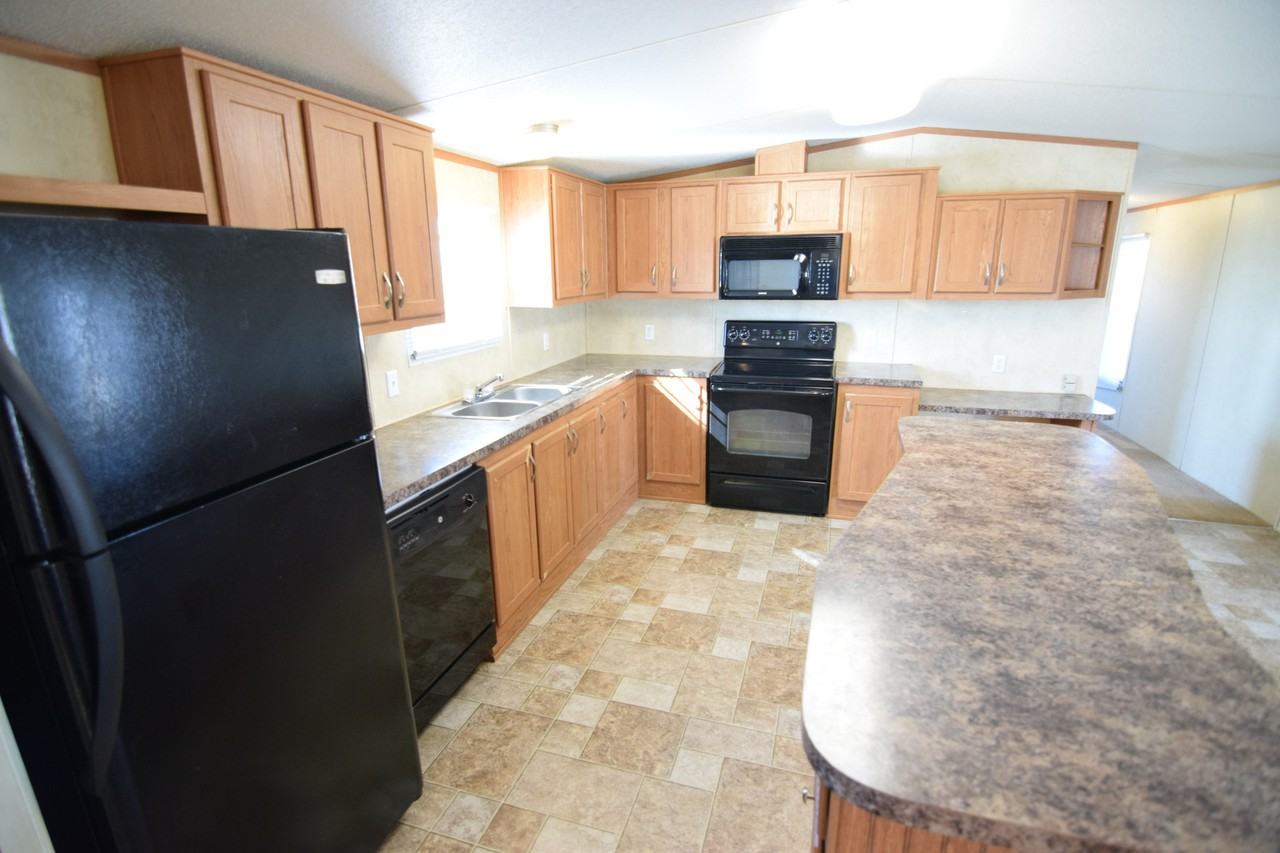 216 Moore St - Photo 2 of 10