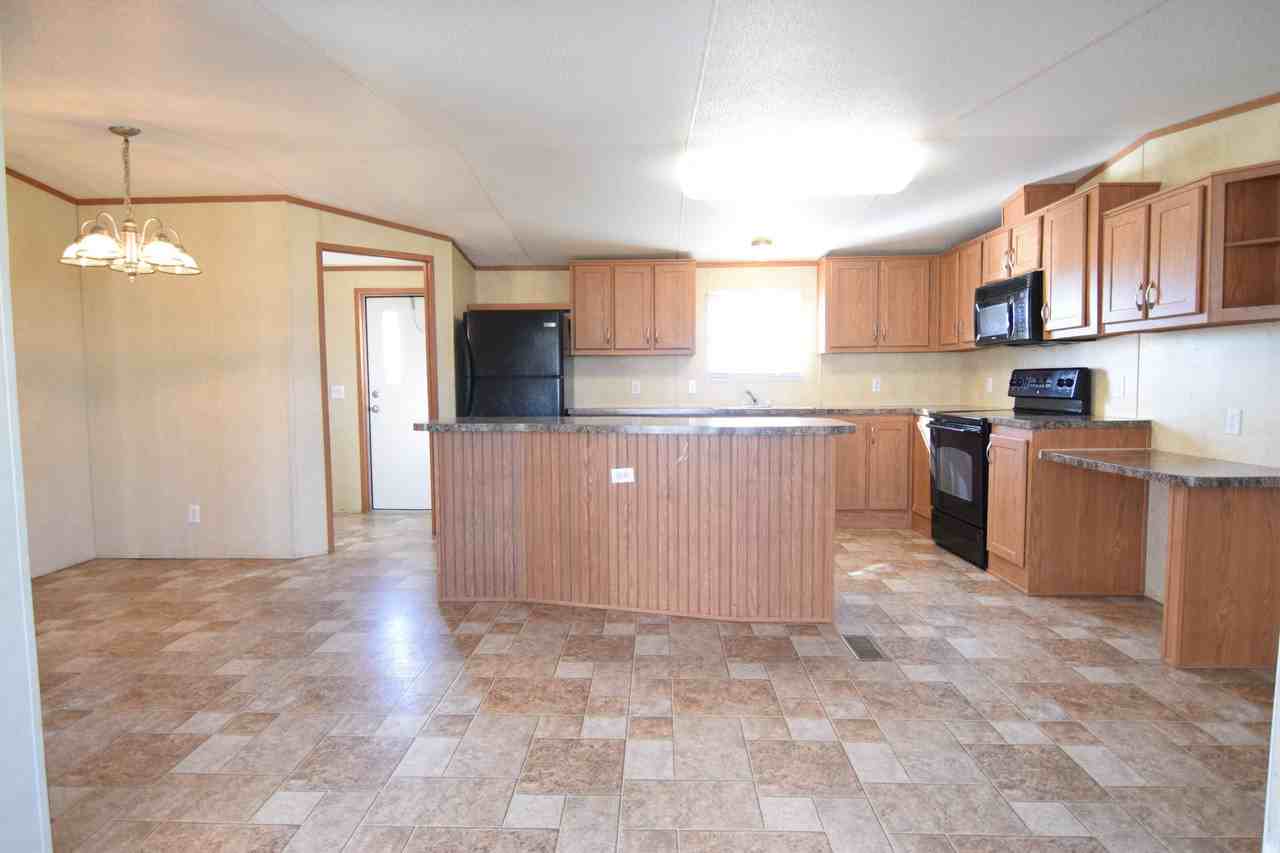 216 Moore St - Photo 3 of 10