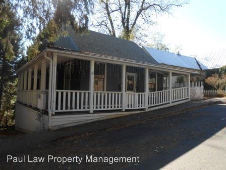 409 Spring St - Photo 2 of 18
