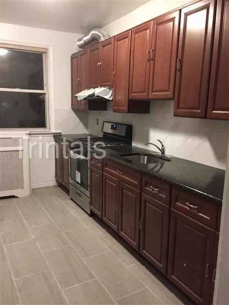 3405 St Vincent St - Photo 2 of 7