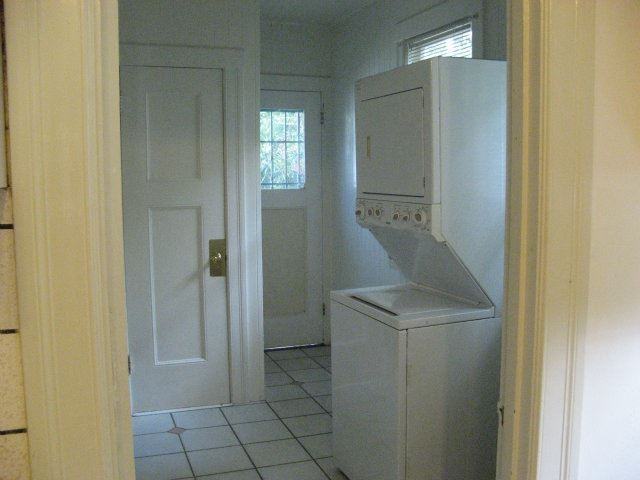 1512 Ralston Ave - Photo 3 of 6