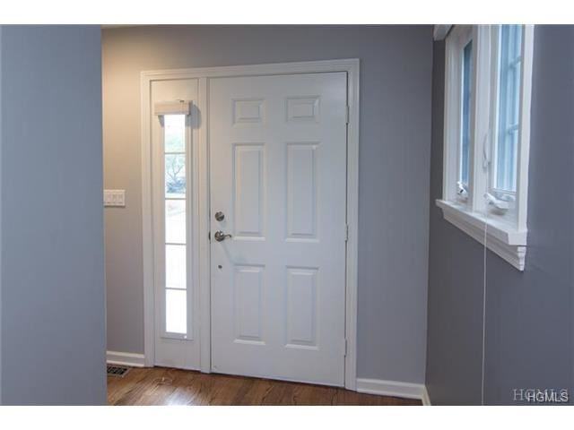 18 Brookridge Ct - Photo 2 of 12