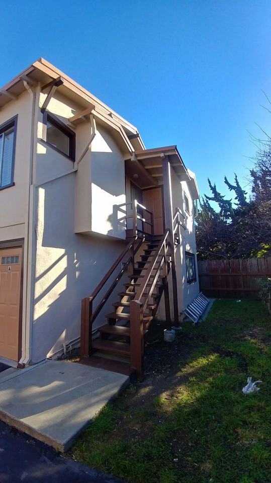 583 56th St - Photo 2 of 13