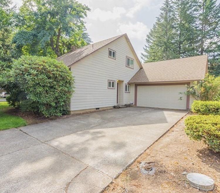 13101 NE Pinebrook St - Photo 3 of 6