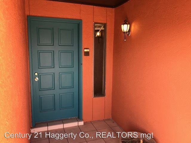 9445 E B Taulbee Dr - Photo 2 of 22