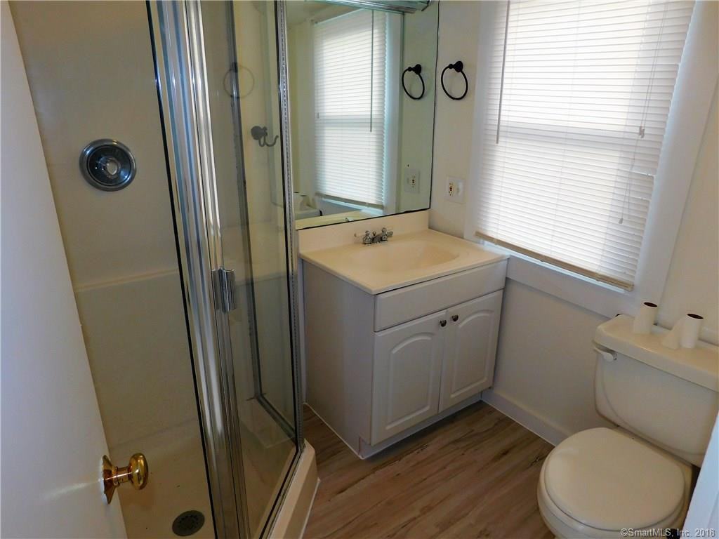 49b Kings Hwy N - Photo 3 of 9