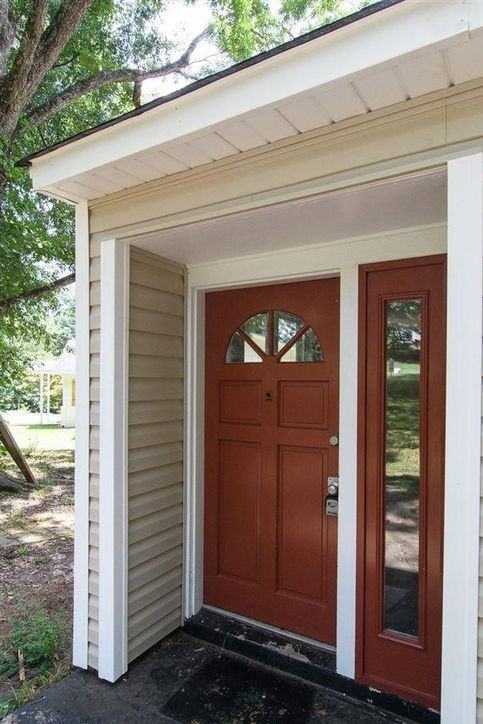 1201 Gladstone Avenue - Photo 2 of 18