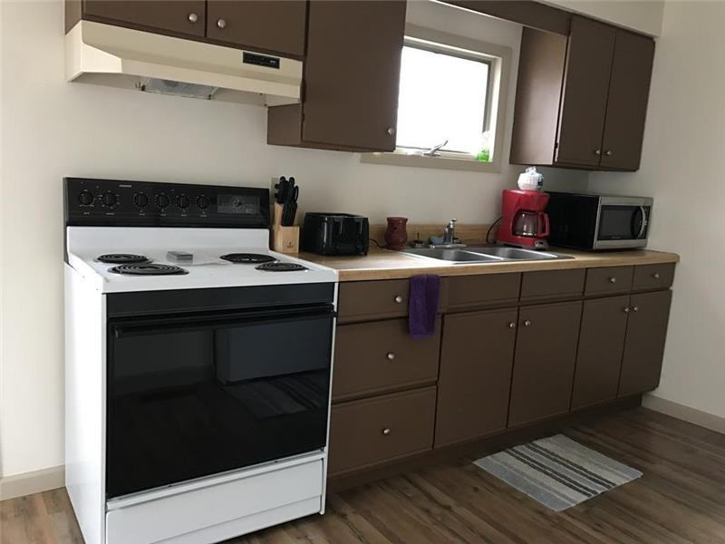 147 147 & One Half  North Sugar - Photo 3 of 15