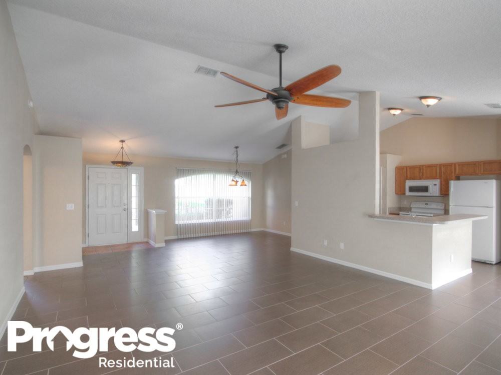 605 Cherry Laurel St - Photo 3 of 16