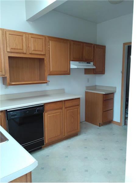 152 N 18th St - Photo 2 of 14