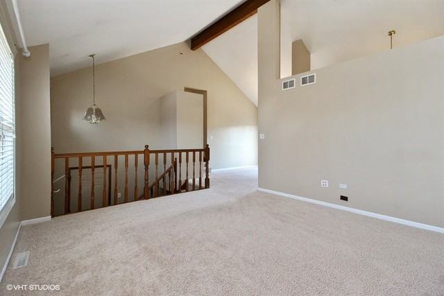 1552 Jennifer Dr - Photo 3 of 15